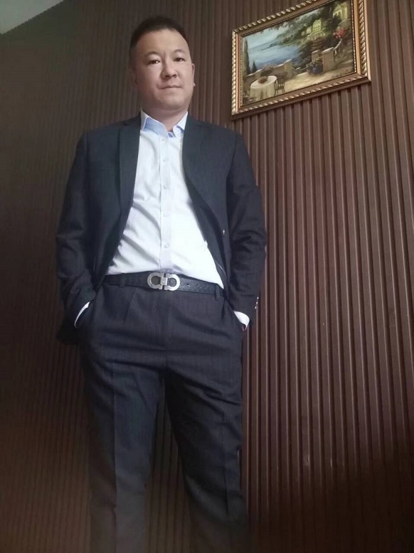 ��������